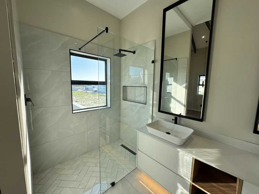 3 Bedroom Property for Sale in Sandown Western Cape